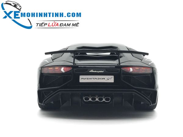 MH LAMBORGHINI AVENTADOR LP750-4 SV 1:18 (NERO ALDEBARAN:GLOSS BLACK)