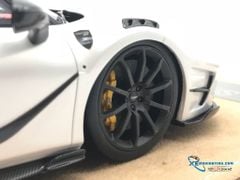 J32-10 MH JUC FERRARI 488 4XX SIRACUSA MANSORY (PEARL WHITE)