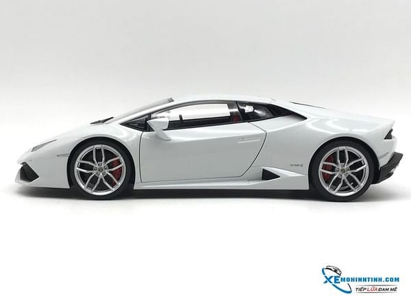 XE MÔ HÌNH LAMBORGHINI HURACAN 1:18 AUTOART (TRẮNG)