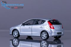 Xe Mô Hình Hyundai I30 1:24 Welly (Bạc)