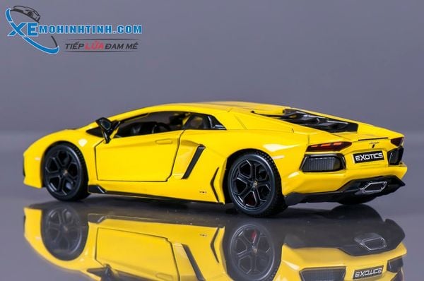 Xe Mô Hình Lamborghini Aventador 1:24 Maisto (Vàng)