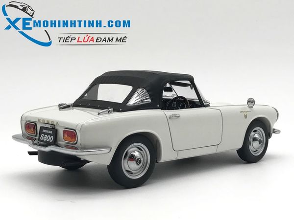 Honda S800 Autoart 1:18 (Trắng)