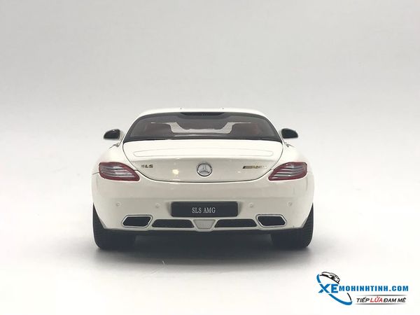 XE MÔ HÌNH MERCEDES-BENZ SLS AMG 1:18 GTAUTOS (TRẮNG)