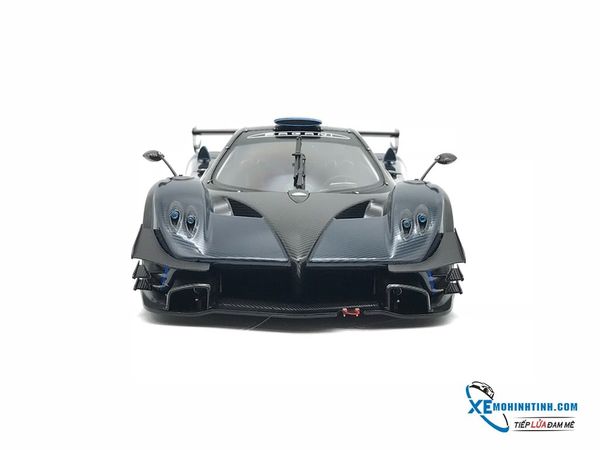 Pagani Zonda Revolucion Autoart 1:18 (Xanh)