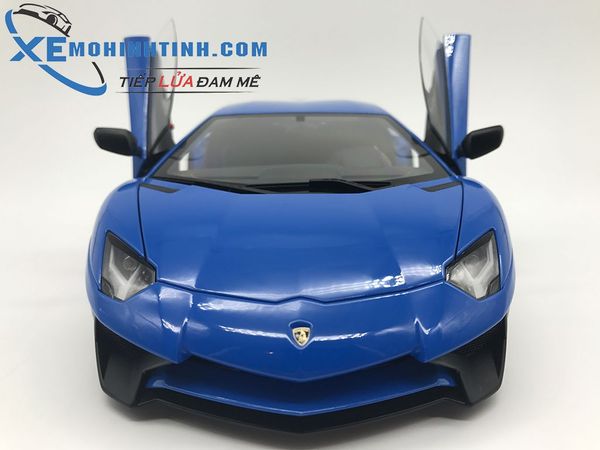 1/18 LAMBORGHINI AVENTADOR LP750-4 SV (BLU LEMANS/BLUE)