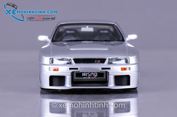 Xe Mô Hình Nismo Gtr-Lm R33 1:18 Otto (Bạc)