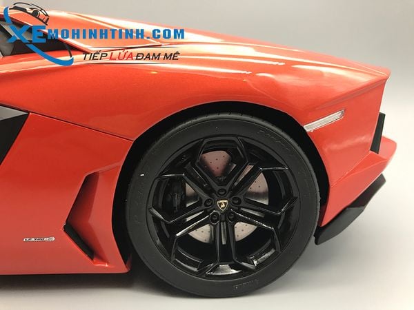 XE MÔ HÌNH LAMBORGHINI AVENTADOR 1:12 KYOSHO (CAM)