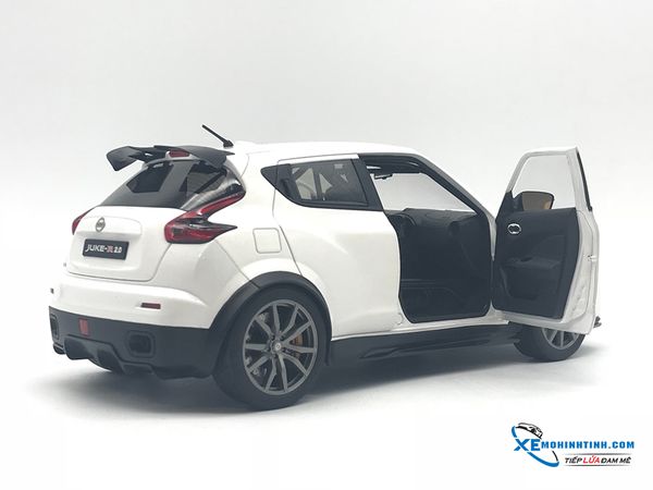 1/18 NISSAN JUKE R 2.0 (WHITE)