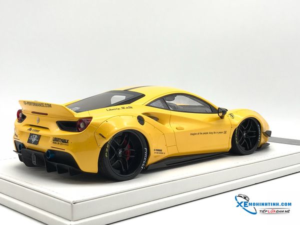 J01-03 MH 1:18 JEC FERRARI 488 LB WALKS (YELLOW) - DA