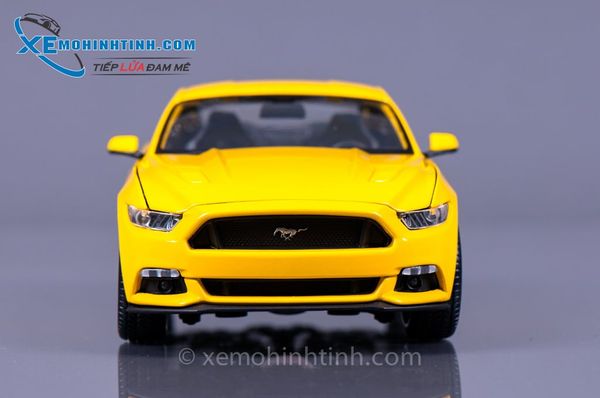 XE MÔ HÌNH FORD MUSTANG 2015 1:18 MAISTO (VÀNG)