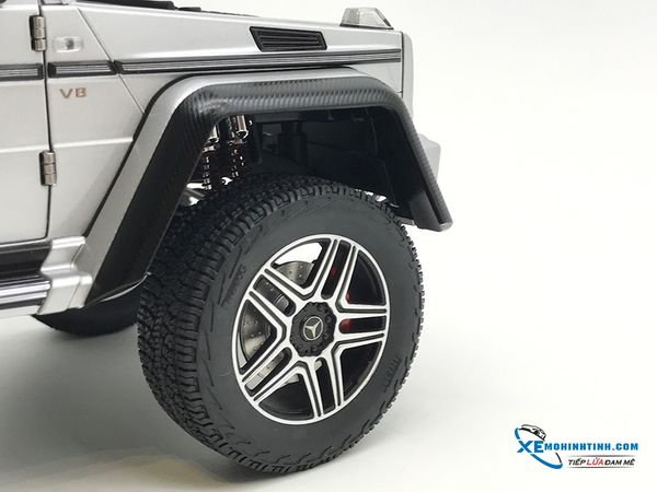 1/18 MERCEDES-BENZ G500 4X4 2 (SILVER)