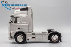 Xe Mô Hình Volvo Fh12 1:32 Welly (Bạc)