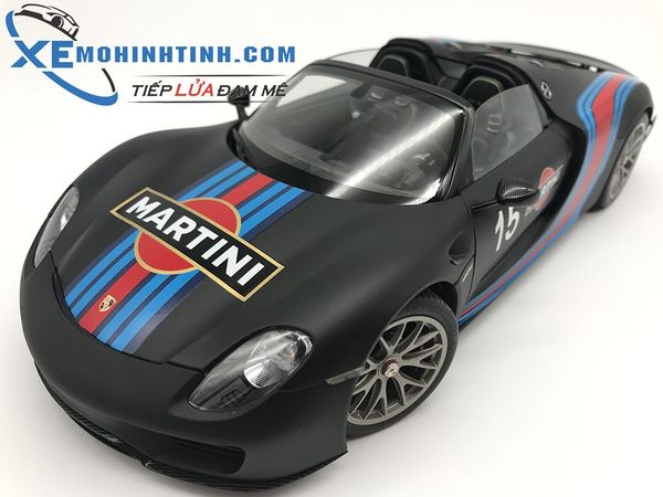 1/18 PORSCHE 918 SPYDER WEISSACH PACKAGE (BLACK/MARTINI LIVERY)