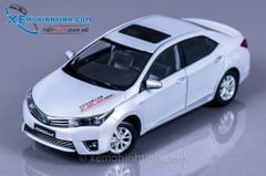 Xe Mô Hình Toyota Corolla 2014 1:18 Paudi (Bạc)