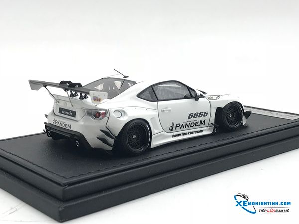 Toyota 86 V3 Ignition 1:43 (Trắng)