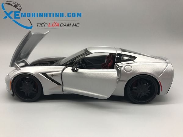 Xe Mô Hình Corvette Stingray 2014 1:24 Maisto (Bạc)