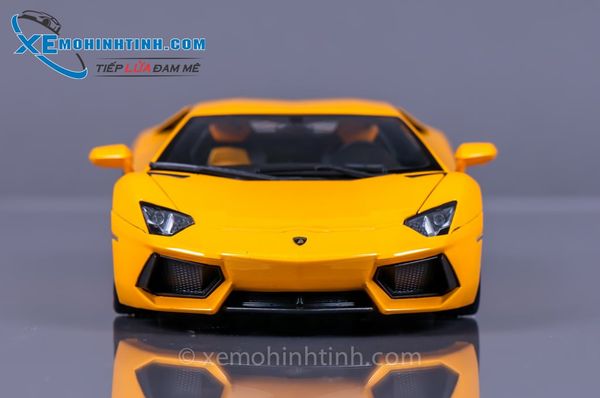 Xe Mô Hình Lamborghini Aventador Lp700-4 1:18 Welly-Fx (Vàng)