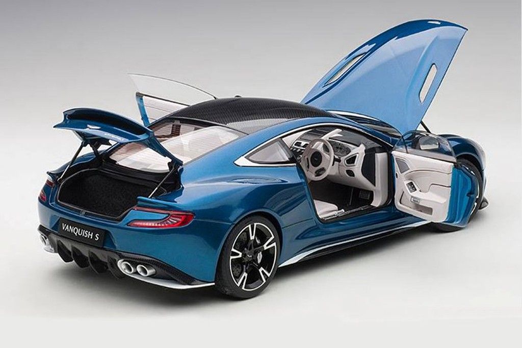 Xe Mô Hình Aston Martin Vanquish S 2017 1:18 Autoart ( Xanh