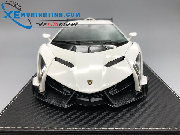 XE MÔ HÌNH LAMBORGHINI VENENO 1:18 FRONTIART (TRẮNG)