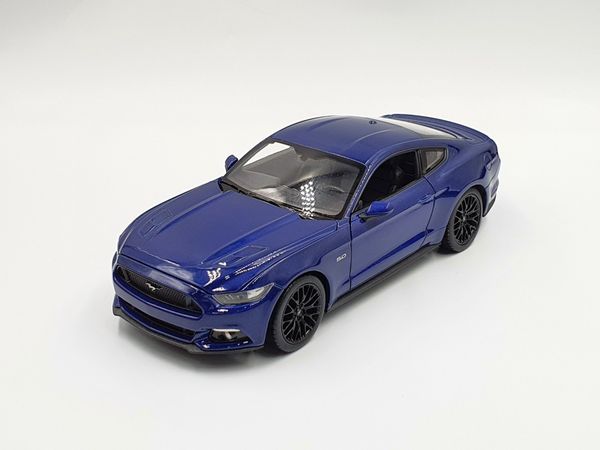 XE MÔ HÌNH FORD MUSTANG GT 2015 1:24 WELLY (XANH)