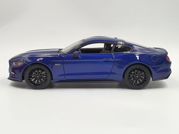 XE MÔ HÌNH FORD MUSTANG GT 2015 1:24 WELLY (XANH)