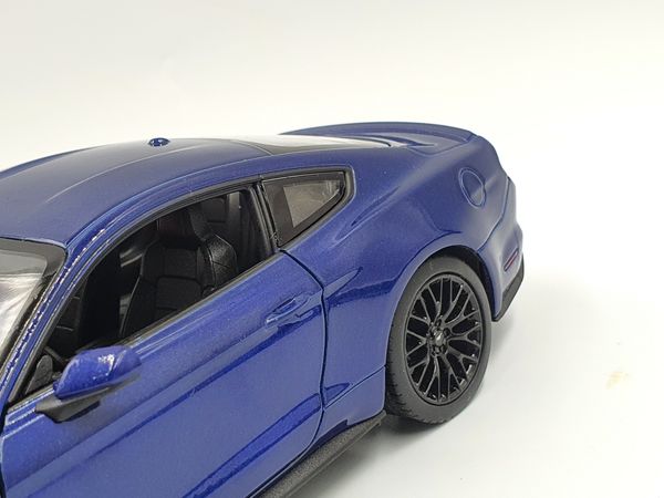 XE MÔ HÌNH FORD MUSTANG GT 2015 1:24 WELLY (XANH)