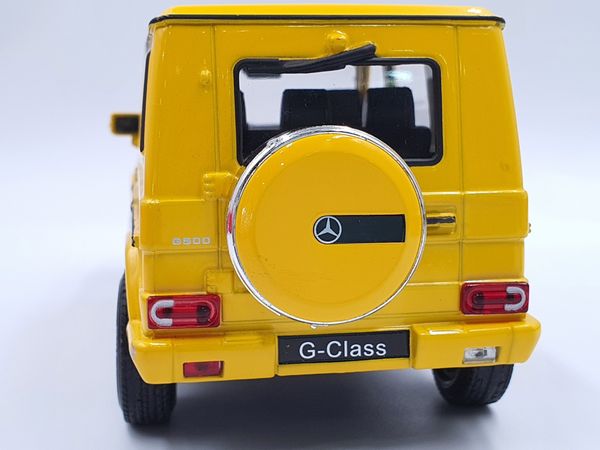 Xe Mô Hình Mercedes-Benz G55 1:24 Welly-Fx (Vàng)