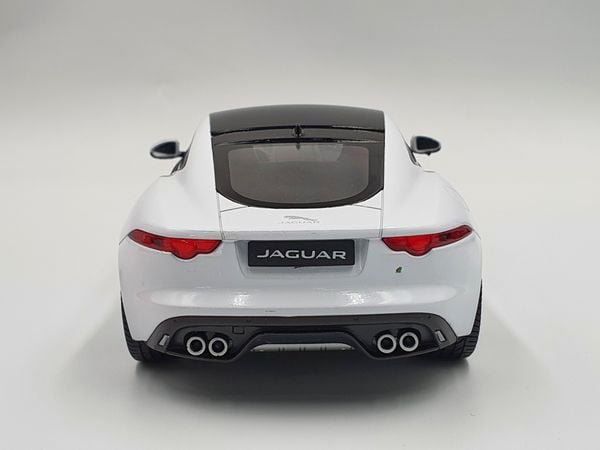 XE MÔ HÌNH JAGUAR F TYPE 1:24 WELLY (TRẮNG)