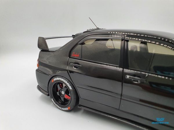 Xe Mô Hình Mitsubishi Lancer Evolution IX 1:18 Super A ( Đen )