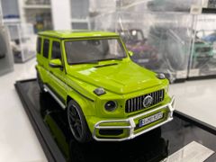 Xe Mô Hình Mercedes Benz G63 AMG 2019 Limited 66 1:18 Motorhelix ( Xanh Chuối )