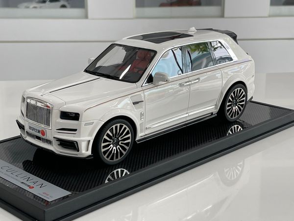 Xe Mô Hình Rolls-Royce Cullinan 1:18 Fuelme (Trắng)