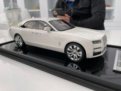 Xe Mô Hình Rolls-Royce Ghost 1:18 Motorhelix ( Trắng )