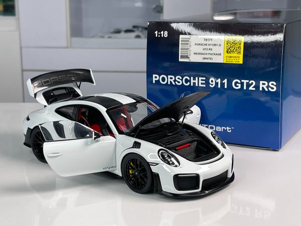 Xe Mô Hình Porsche 911 (911.2) GT2 RS Weissach Package ( Trắng )