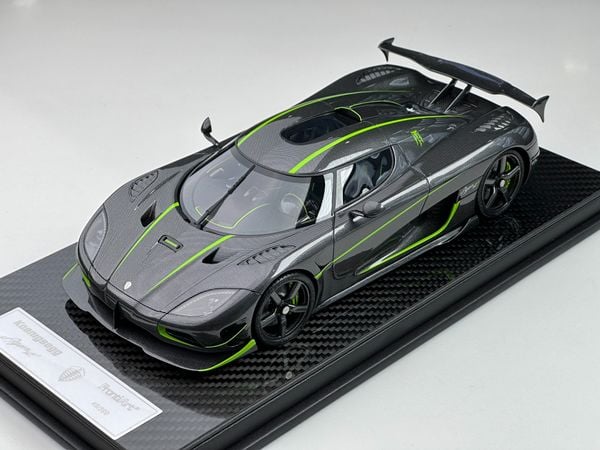 Xe mô hình Koenigsegg Agera R+ 1:18 FrontiArt ( Carbon )