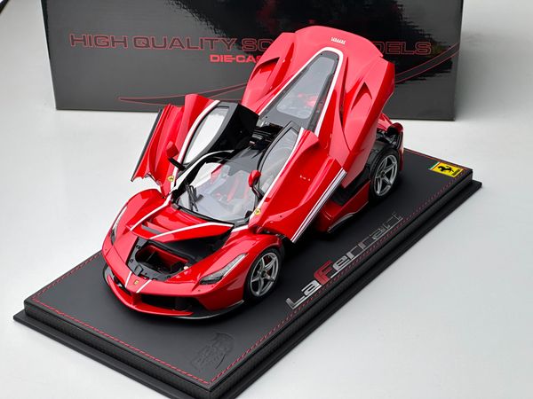 Ferrari LaFerrari Rosso Corsa 322 1:18 BBR (Đỏ Mui Đen Viền Trắng) Limited