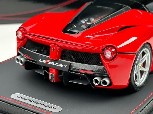 Xe Mô Hình Ferrari LaFerrari 1:18 BBR Models ( Đỏ Mui Đen ) Limited