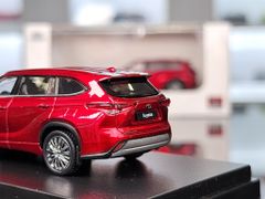 Xe Mô Hình Toyota Highlander 1:64 LCD ( Đỏ )