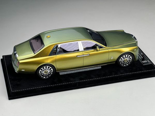 Xe Mô Hình Rolls-Royce Phantom 1:18 HHModel (Vàng biến màu)