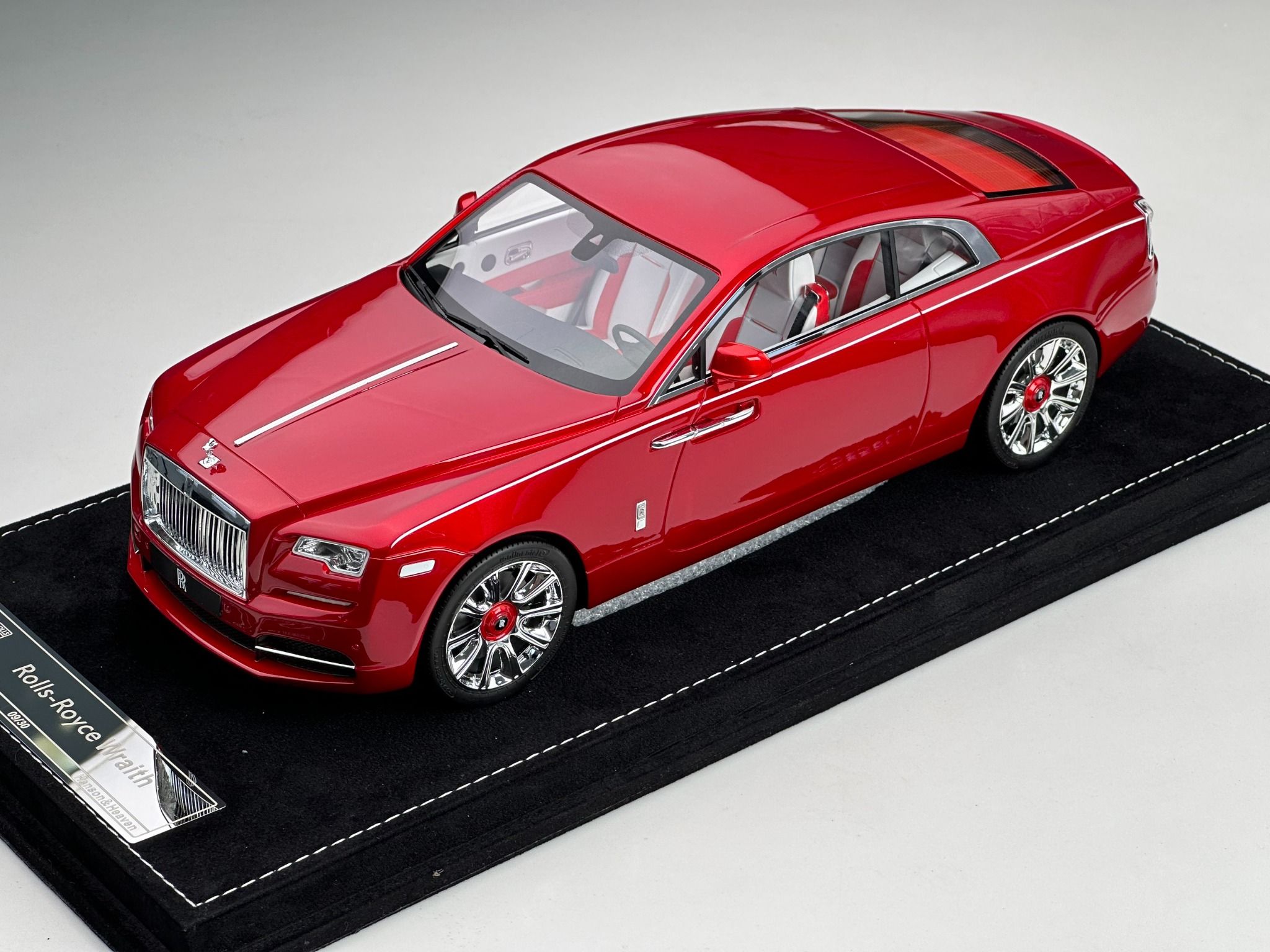 Henson  Heaven Confirm 118 Rolls Royce Wraith  DiecastSocietycom