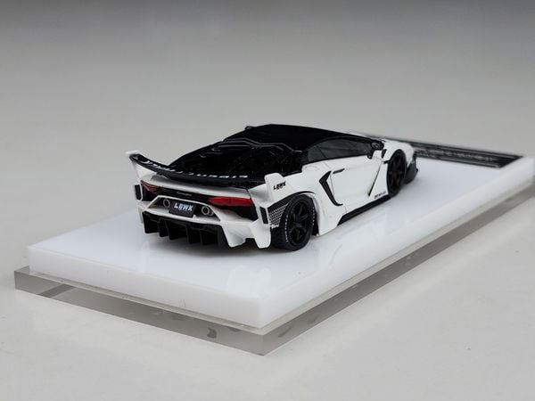 Xe Mô Hình LB-Silhouette Works Aventador GT EVO 1:64 ScaleMini ( White )