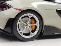 Xe mô hình McLaren 600LT Coupe-Blade Silver 1:18 Solido (Xám)