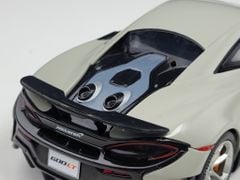 Xe mô hình McLaren 600LT Coupe-Blade Silver 1:18 Solido (Xám)