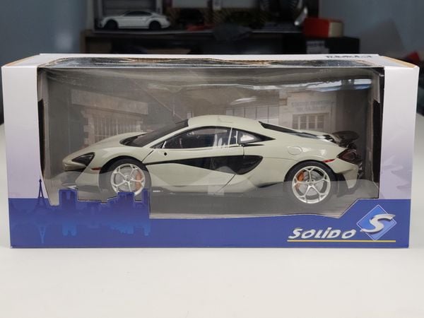 Xe mô hình McLaren 600LT Coupe-Blade Silver 1:18 Solido (Xám)