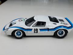 Xe mô hình Ford GT40 MK1 1:18 Solido (Trắng Viền Xanh)