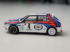 Xe Mô Hình Lancia Delta HF Integrale Evoluzione 1992 #4 1:64 MiNiGT ( Trắng Martini #4 )