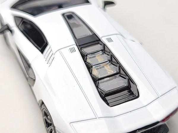 Xe Mô Hình Lamborghini Coutach LPI800-4 Bianco Siderela 1:64 MiniGT ( Trắng )