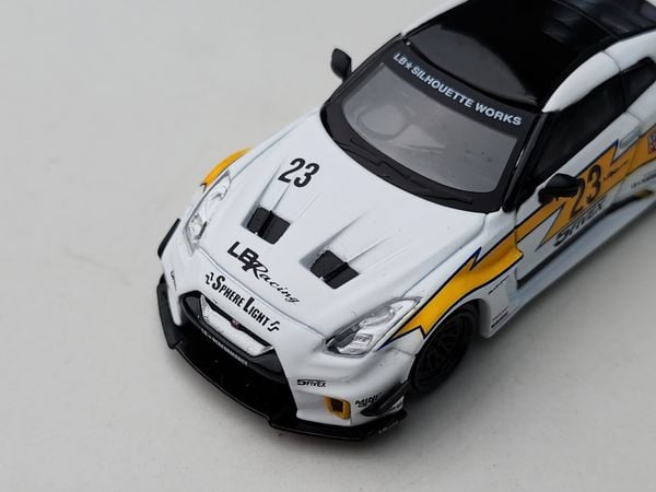 Xe Mô Hình Nissan LB-Silhouette WORKS GT 35GT-RR Ver.1 LB Racing 1:64 MiniGT ( Trắng)