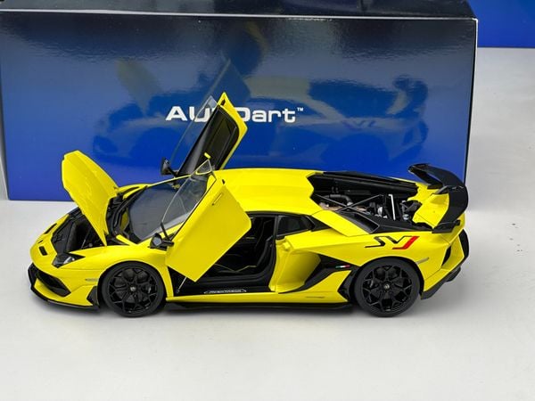 Xe Mô Hình Lamborghini Aventador SVJ 1:18 AUTOart ( Vàng )