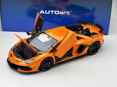 Xe Mô Hình Lamboghini Aventardo SVJ 1:18 Autoart (Orange)