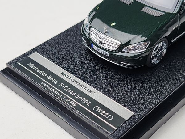 Xe Mô Hình Mercedes-Benz S-Class S600L(W221) 1:64 MOTORHELIX ( English Green )